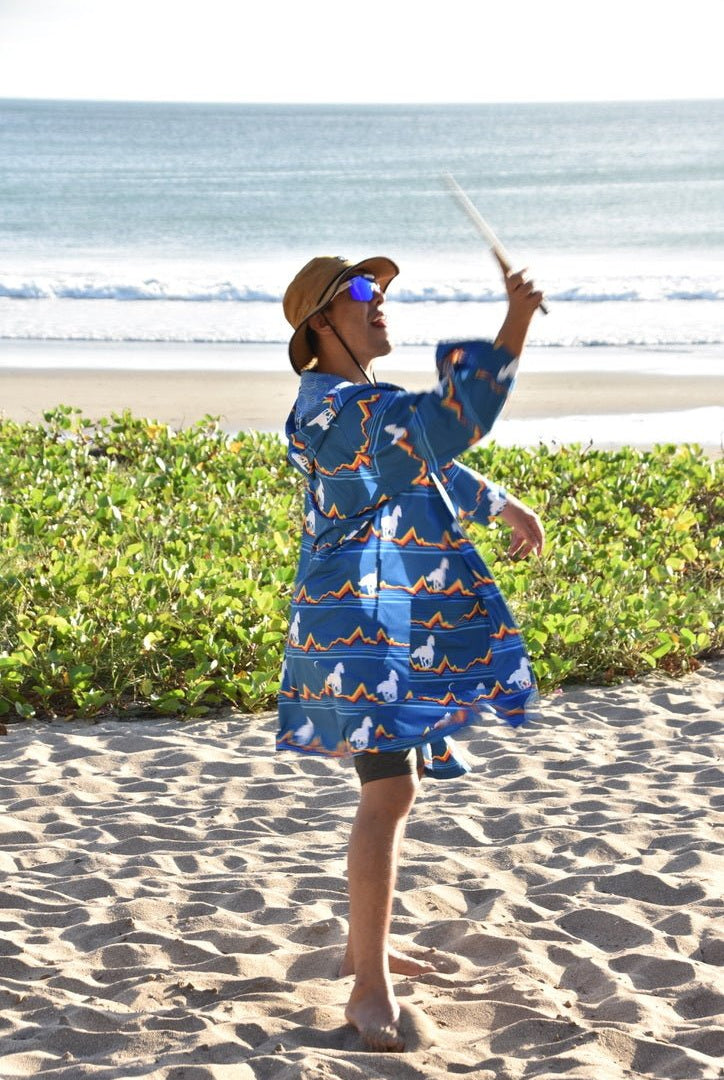 Montucky Cold Snacks: Lounge AnyWear Robe - Plover Robes