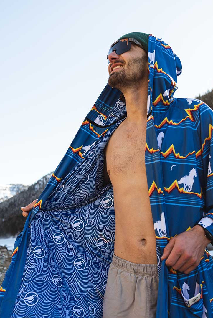 Montucky Cold Snacks: Lounge AnyWear Robe - Plover Robes