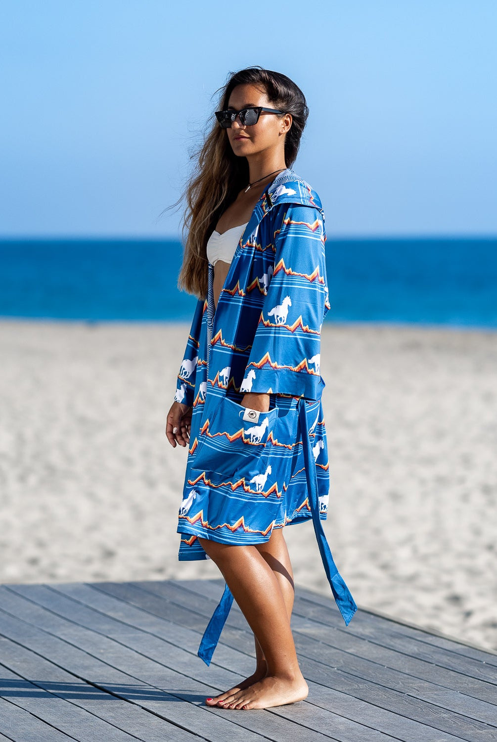 Montucky Cold Snacks: Lounge AnyWear Robe - Plover Robes