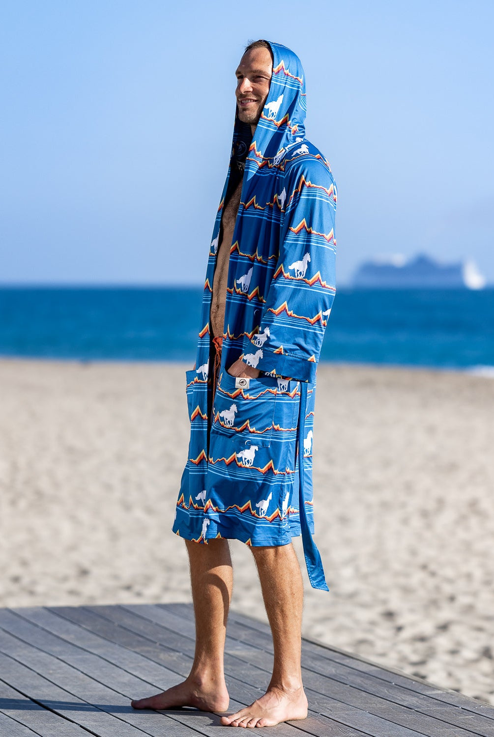 Montucky Cold Snacks: Lounge AnyWear Robe - Plover Robes