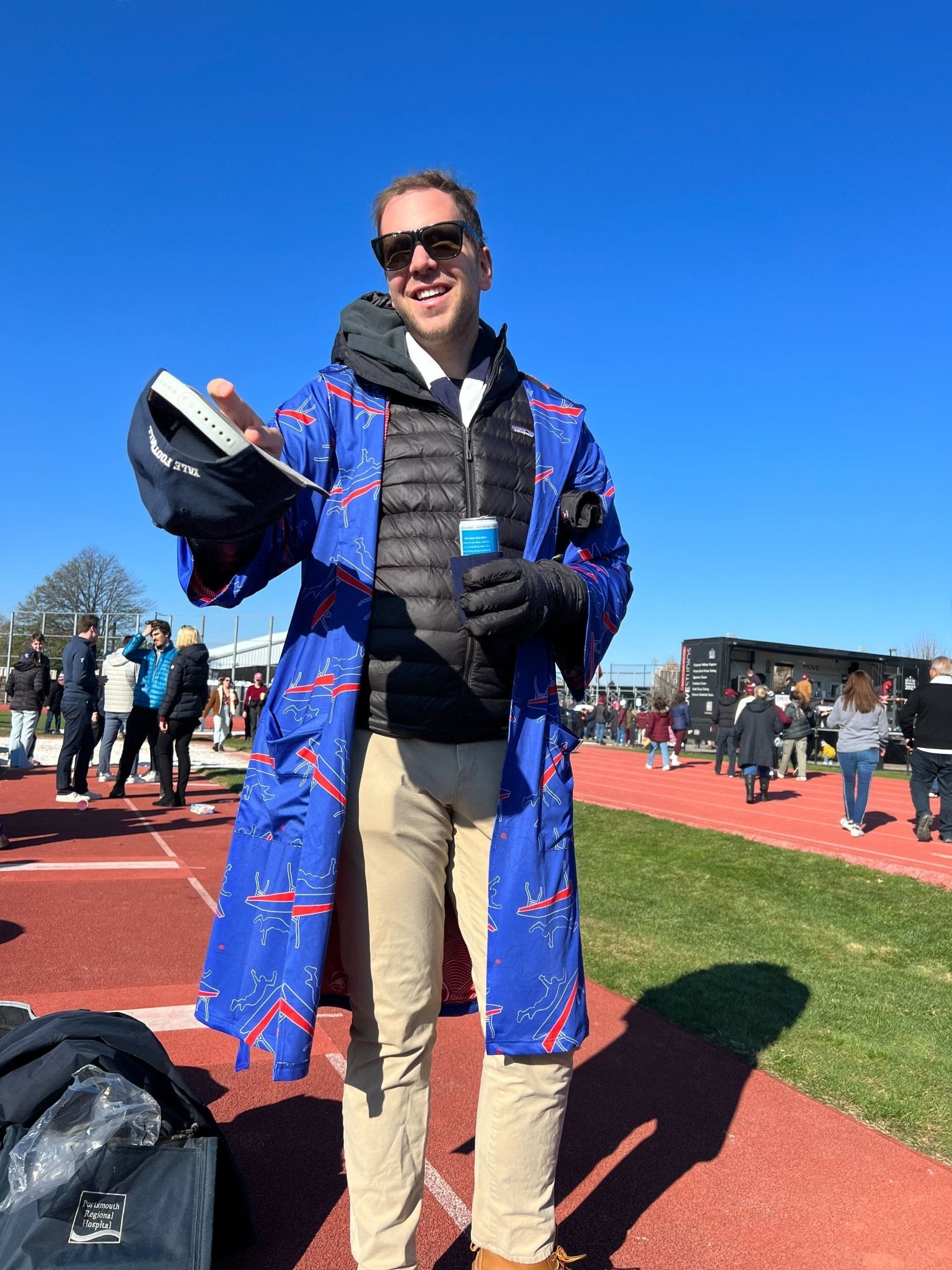 Table Crasher hooded robe - Plover Robes