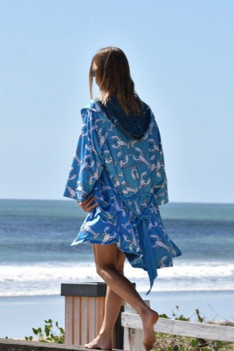 Langosta Blanca: Travel AnyWear Robe - Plover Robes