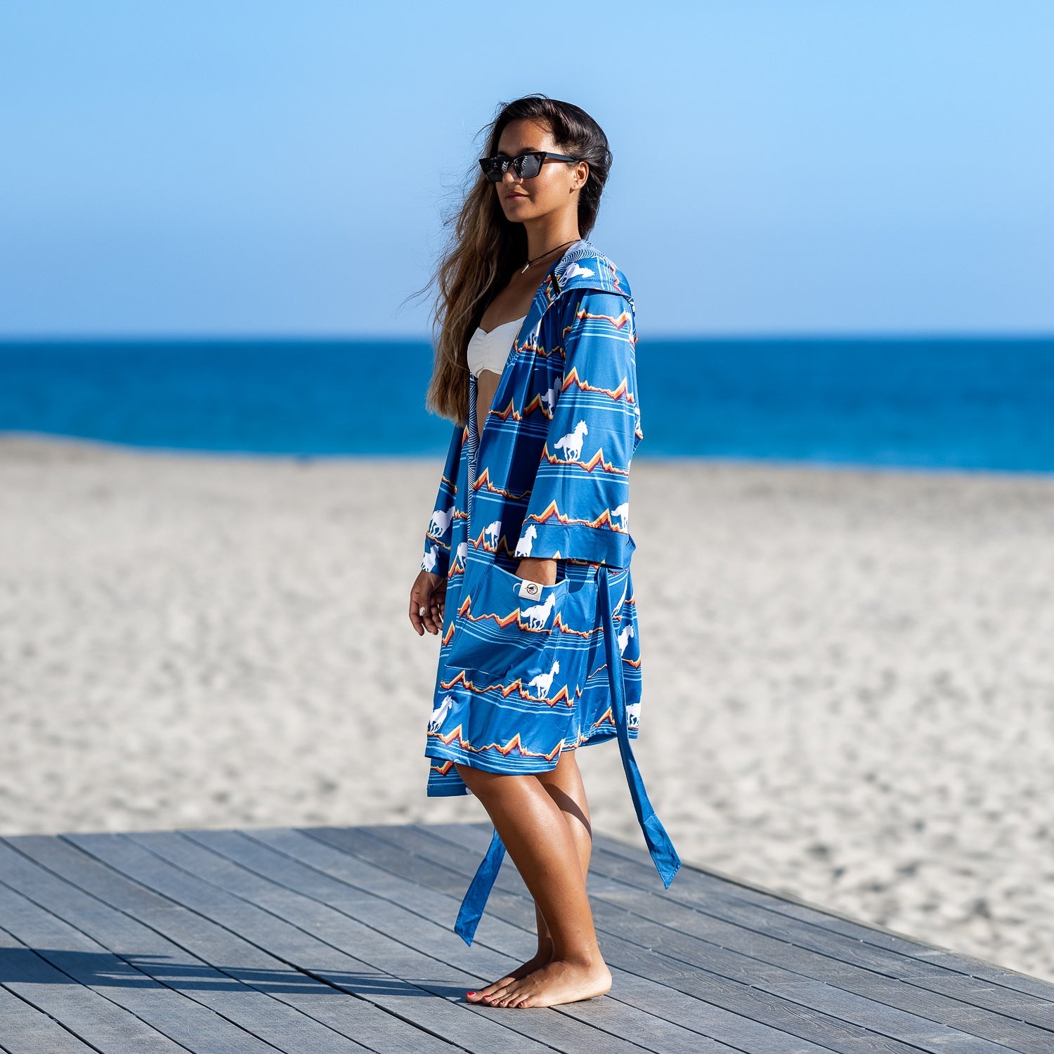 Montucky Cold Snacks: Lounge AnyWear Robe - Plover Robes