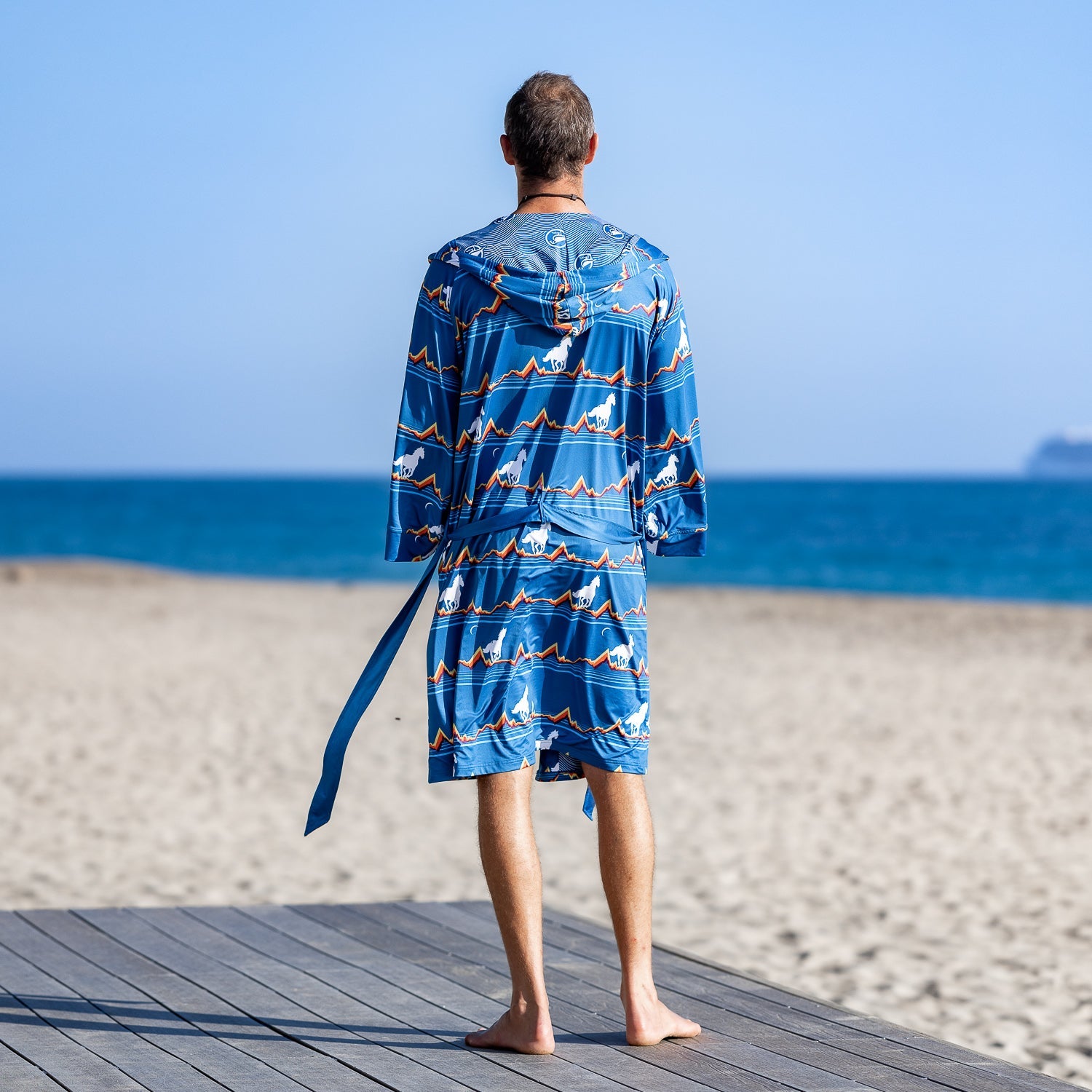 Montucky Cold Snacks: Lounge AnyWear Robe - Plover Robes