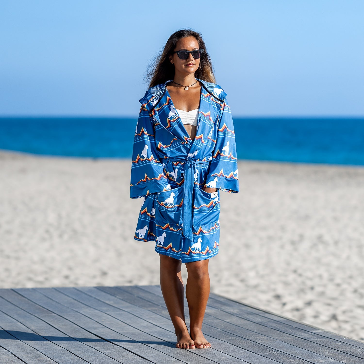 Montucky Cold Snacks: Lounge AnyWear Robe - Plover Robes