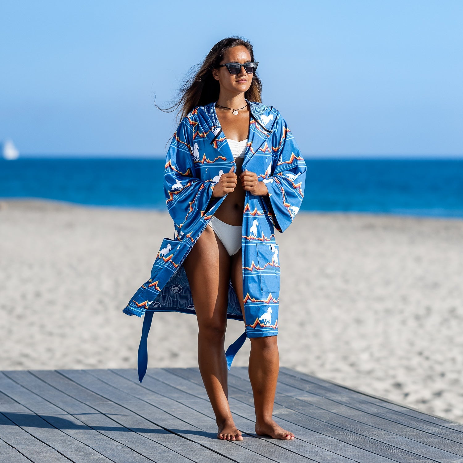 Montucky Cold Snacks: Lounge AnyWear Robe - Plover Robes
